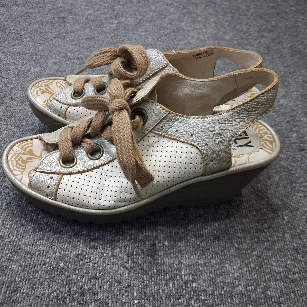 Fly London Yaffa Metallic Leather Wedge Sandals Champagne Gold P500617005 SZ 37